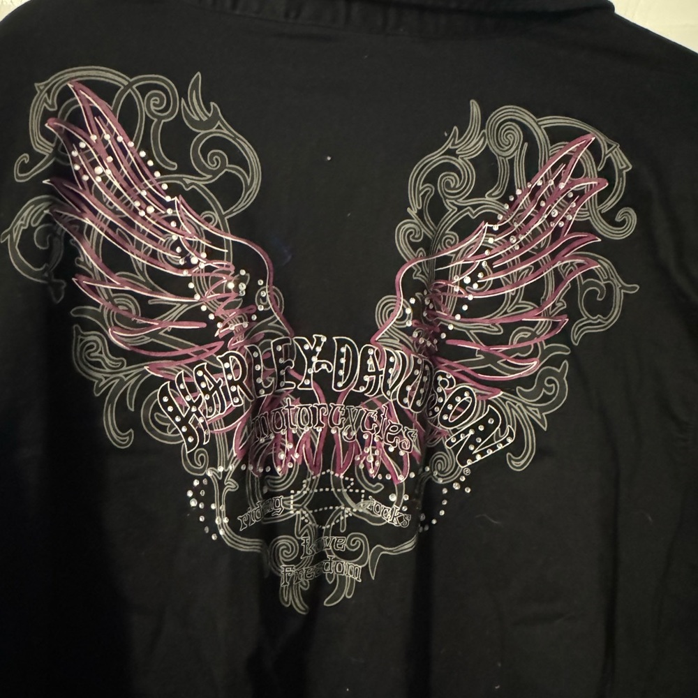 Woman’s plus size Harley Davidson shirt